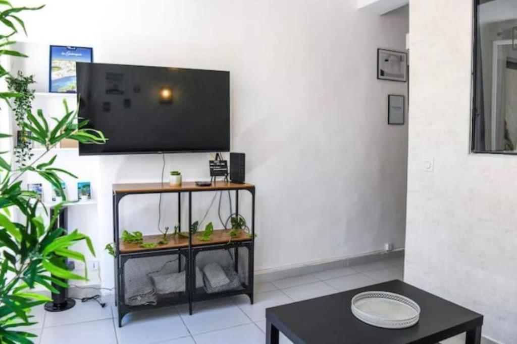 Apartment Coutellerie-au Coeur Du Vieux-port Proche Du Panier *